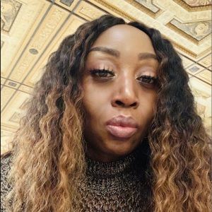 Meet your Posher, Katrina